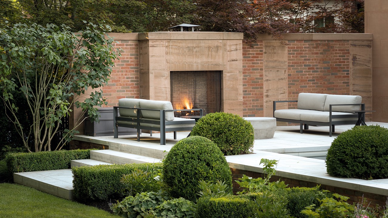 LANDSCAPING & OUTDOOR DESIGN